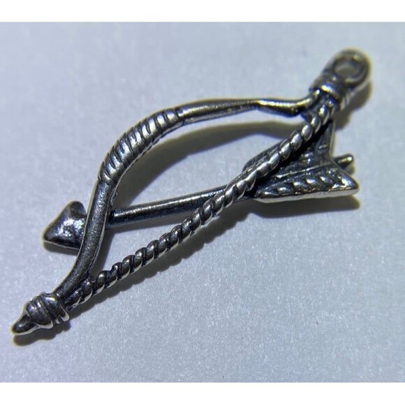 James Avery, 3-D Bow and Arrow, RETIRED, Sterling Silver Charm #92 - Picture 5 of 6